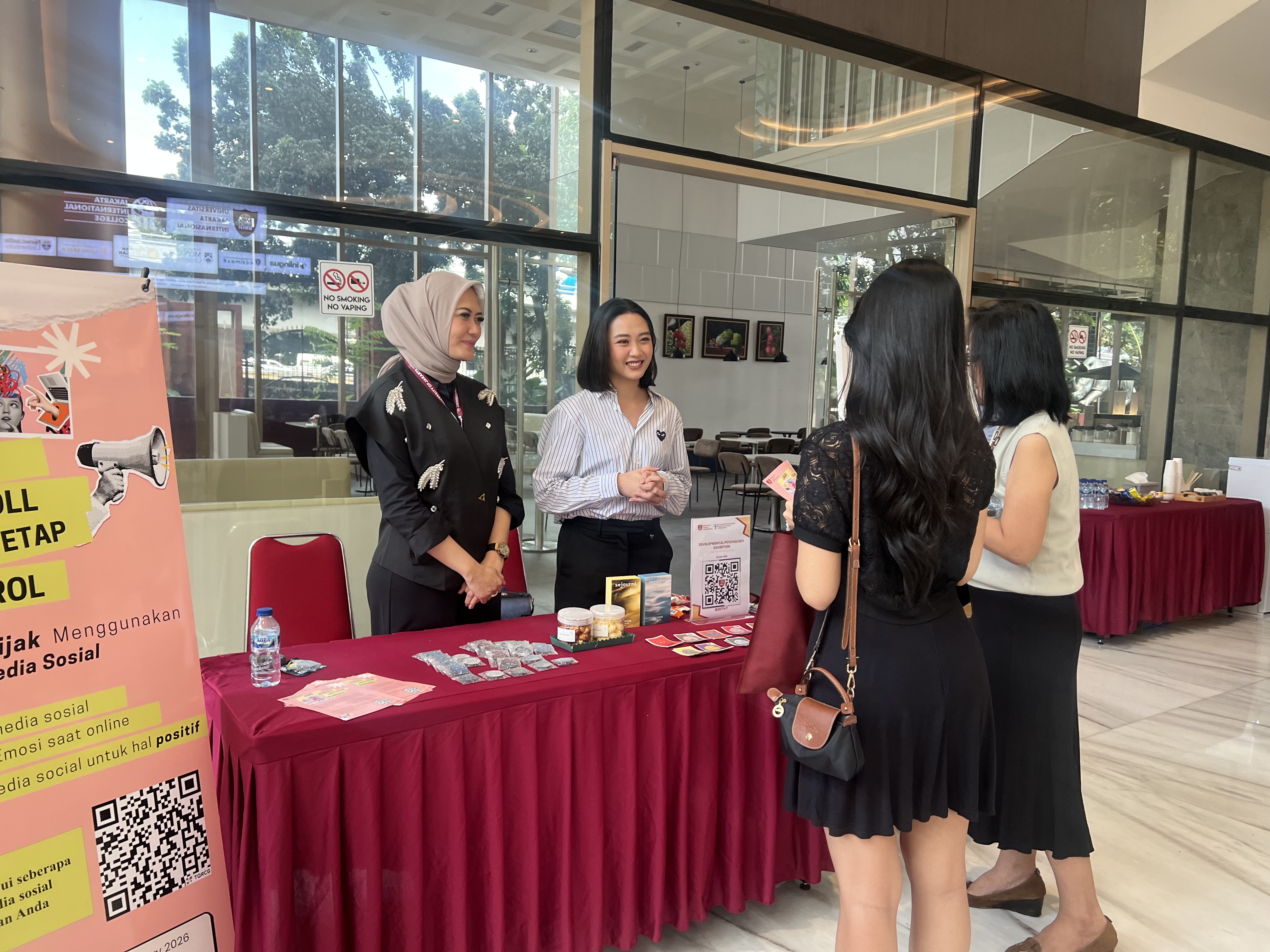 Faculty of Psychology Showcases Real-World Impact at UNJI Open House